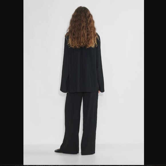 Aritzia Babaton passageway pant size M black NWT - Picture 3 of 10